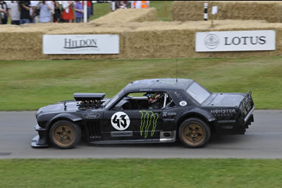 -Ken Blok drift Ford Mustang Hoonicorn